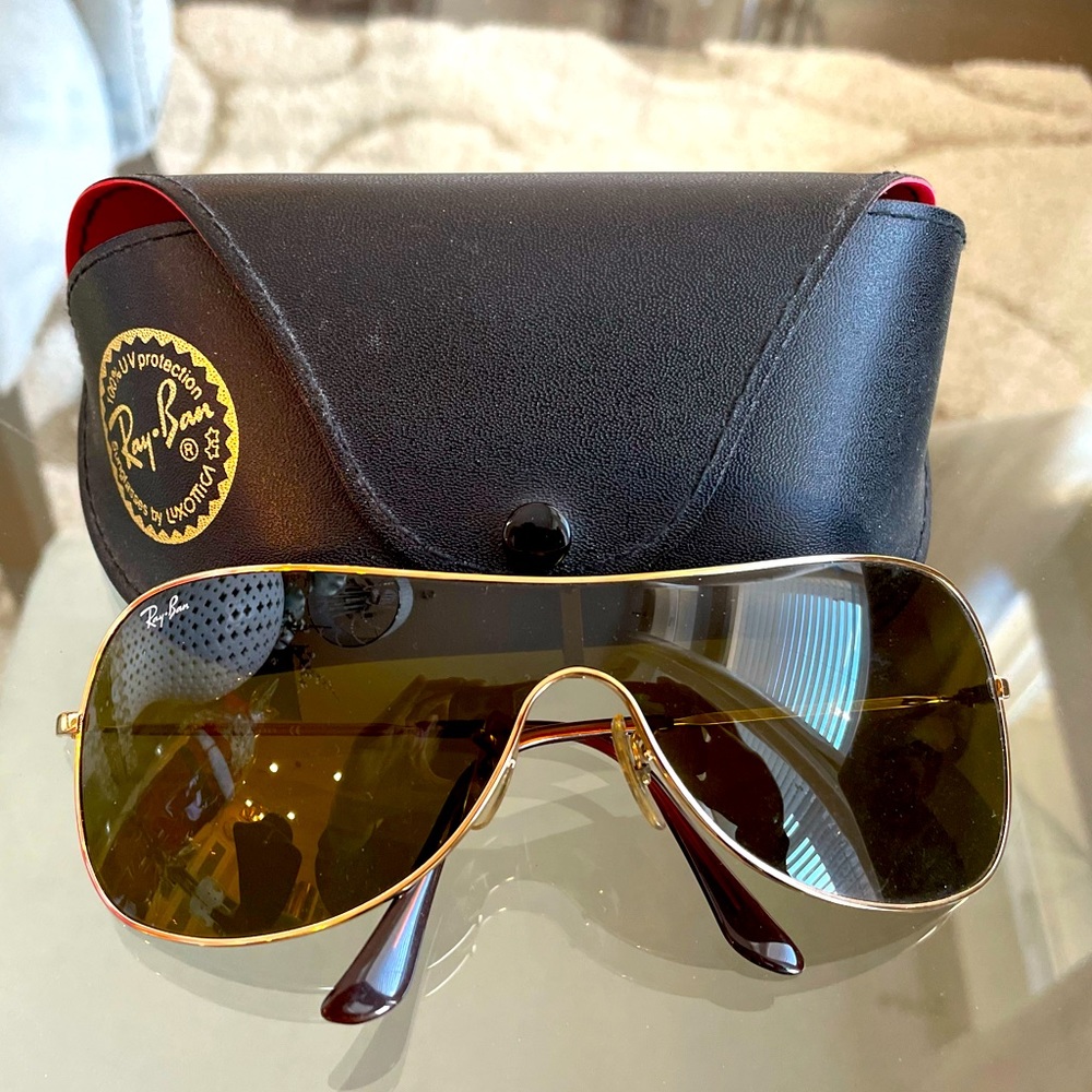 Ray Ban aviator sunglasses